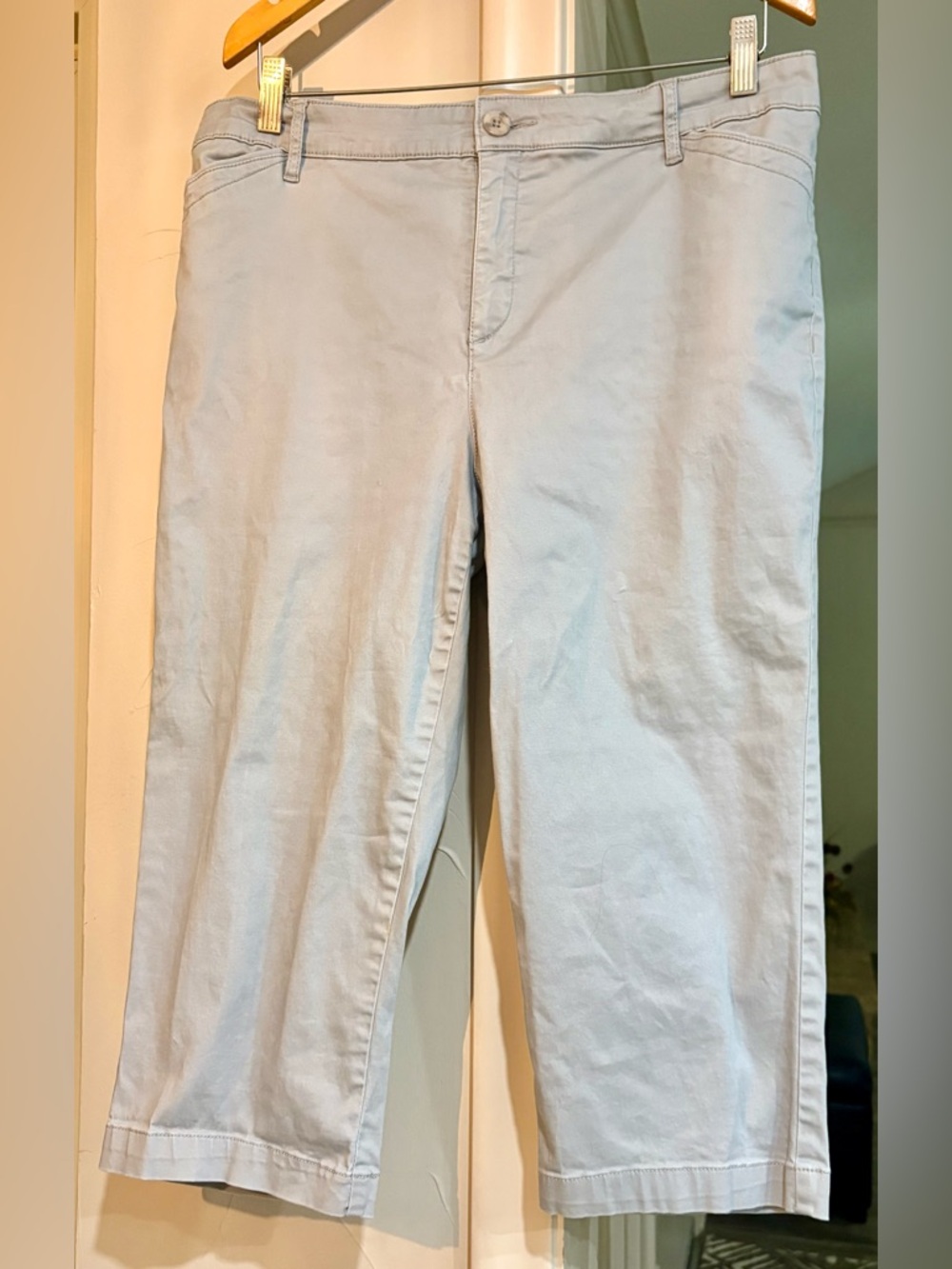 Gloria Vanderbilt Light blue Cropped Capri Jeans